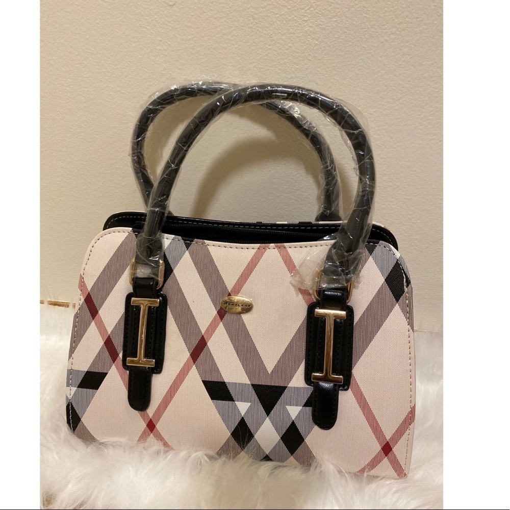 Feral Cat Purse. Brand New without tags 🏷